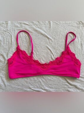 SKIMS Fits Everyone Hot Pink Lace-Trim Bralette
